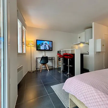 Apartment Promenade 1 *